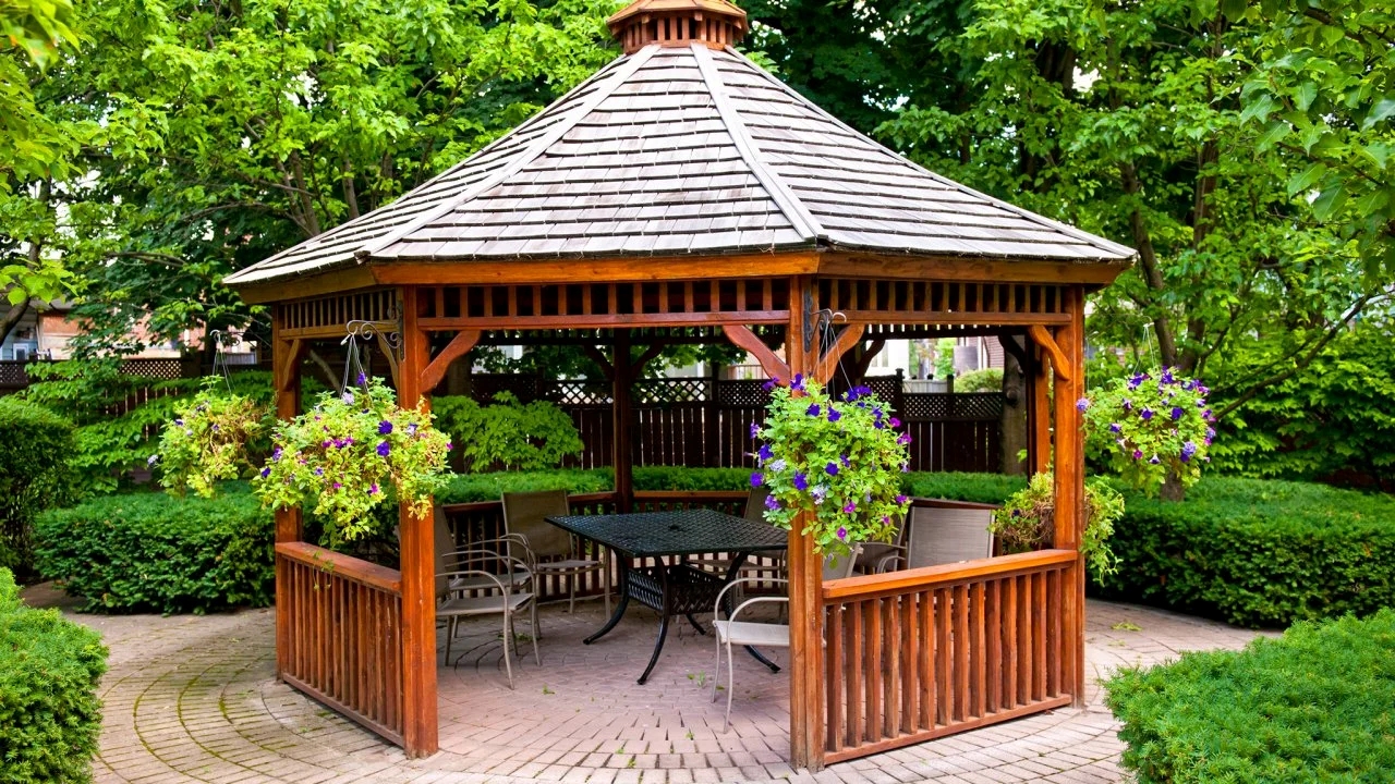 How to Style an Erommy Gazebo for Cozy Evenings and Summer Parties