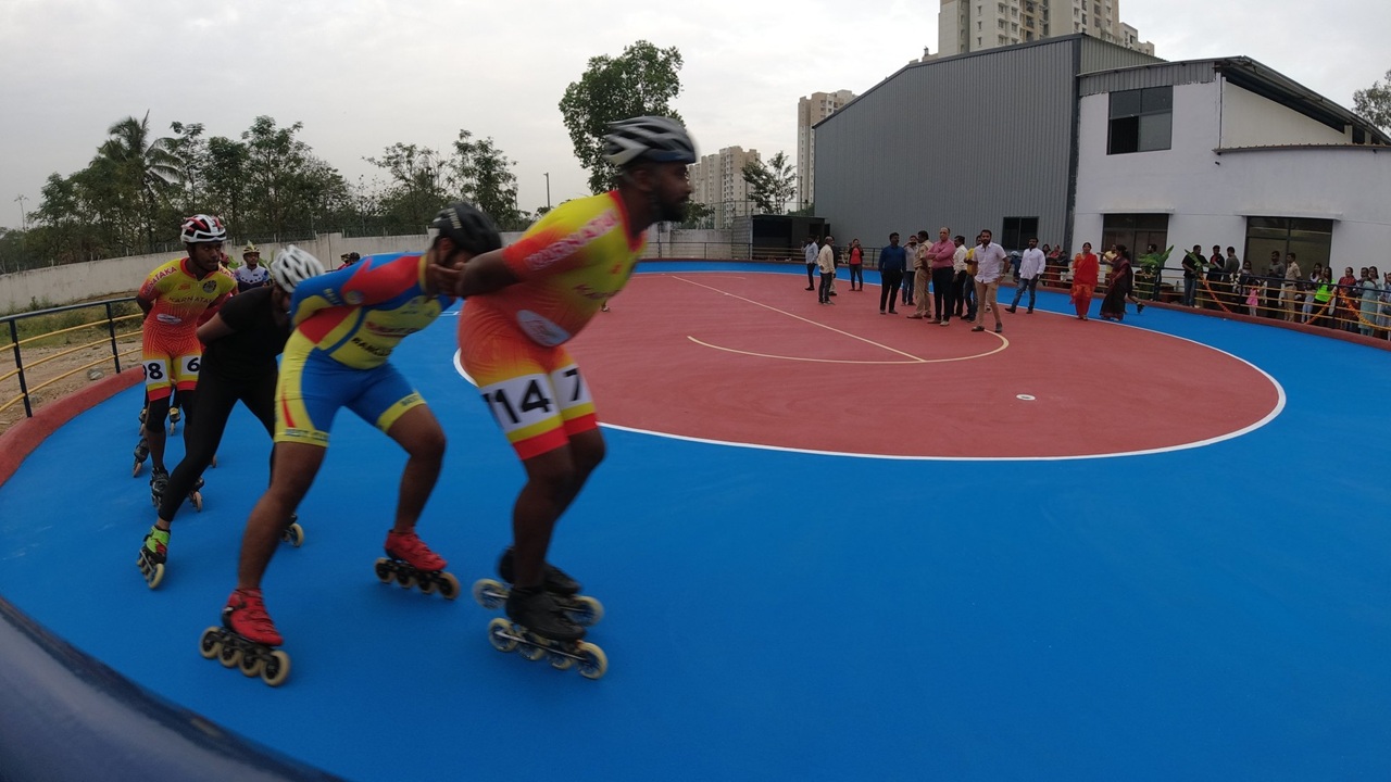 ZSFloor Tech: Best Choice for Commercial Outdoor Skating Rink Flooring